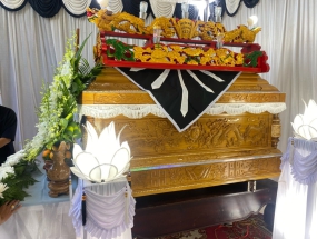 TANG LỄ CAO ĐÀI